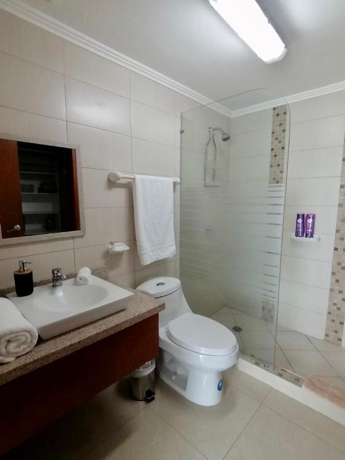 Luxury Suites River Front Гуаякиль Экстерьер фото