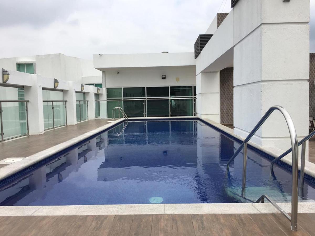 Luxury Suites River Front Гуаякиль Экстерьер фото