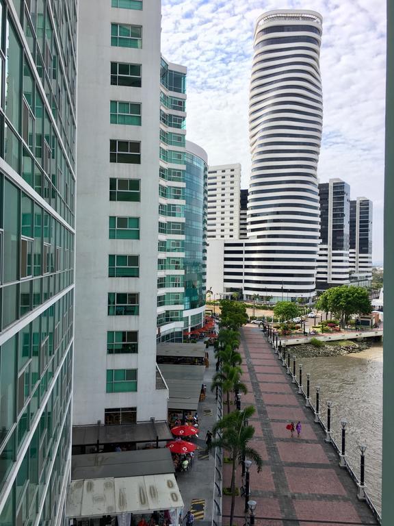 Luxury Suites River Front Гуаякиль Экстерьер фото
